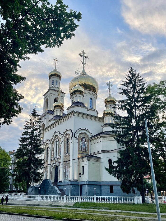 Храм Кирилла и Мефодия