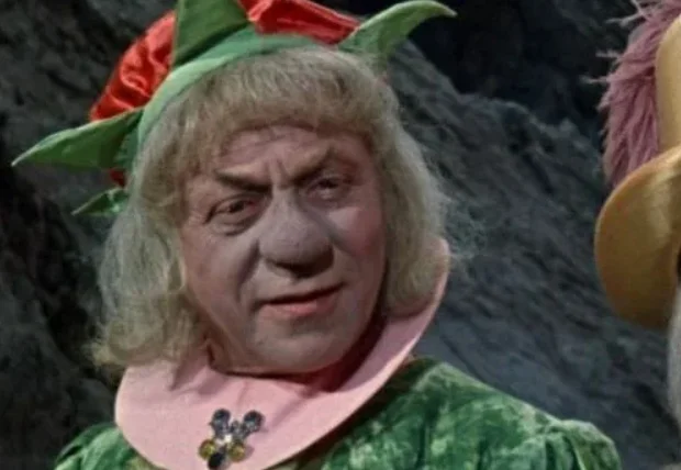 Как снимали фильм Королевство кривых зеркал: кадры со съемок и 12 интересных фактов о фильме Фото со съемок, Актеры и актрисы, Ностальгия, Классика, Александр Роу, Советское кино, Советские актеры, Георгий Милляр, Экранизация, Сказка, Яндекс Дзен (ссылка), Длиннопост, Королевство кривых зеркал