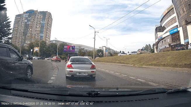 Съезд с кругового. Очередные альтернативно одарённые ПДД, Дорога, Круговое движение, Гифка, Мат
