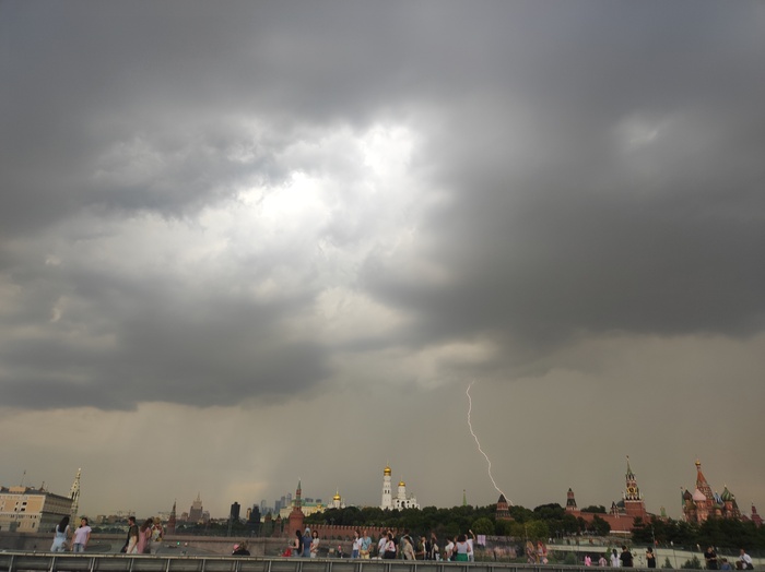 Ну и гроза над Ершалаимом тоже удалась:)