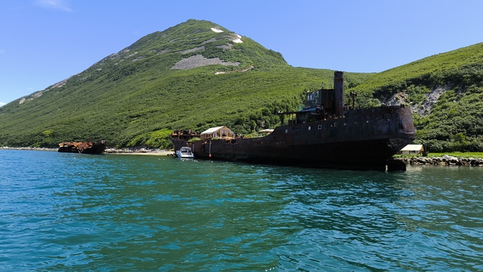  .  ,       "",     .