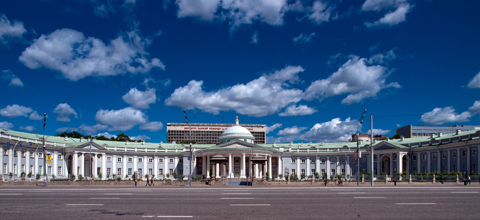 ГБУЗ «НИИ СП им. Н. В. Склифосовского ДЗМ». <!--noindex--><a href="https://pikabu.ru/story/dvorets_miloserdiya_102_goda_institutu_sklifosovskogo_12992054?u=https%3A%2F%2Fcommons.wikimedia.org%2Fwiki%2FUser%3ANVO&t=https%3A%2F%2Fcommons.wikimedia.org%2Fwiki%2FUser%3ANVO&h=2282241a01e27432f2e027afeb2c4396cccd3f18" title="https://commons.wikimedia.org/wiki/User:NVO" target="_blank" rel="nofollow noopener">https://commons.wikimedia.org/wiki/User:NVO</a><!--/noindex-->