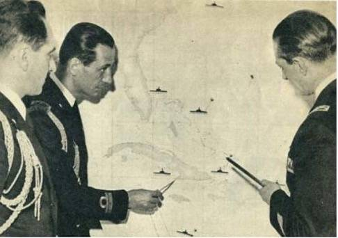 Офицеры BETASOM строят планы