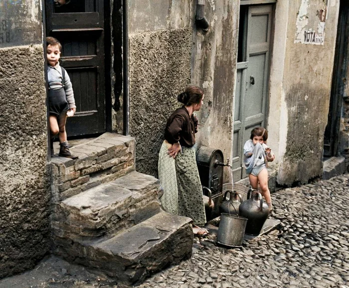 Осколки истории : Интересные и редкие ретро-фотографии Европы. 20 раскрашенных фотографий ХХ века. Часть 24 Историческое фото, 20 век, Старое фото, Европа, Фотография, Италия, Нидерланды (Голландия), Австро-венгрия, Швеция, Франция, Греция, Швейцария, Германия, Колоризация, Длиннопост