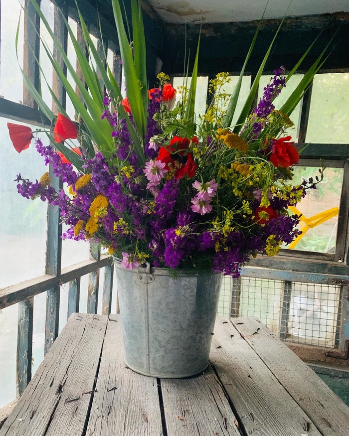 Охапка цветов!