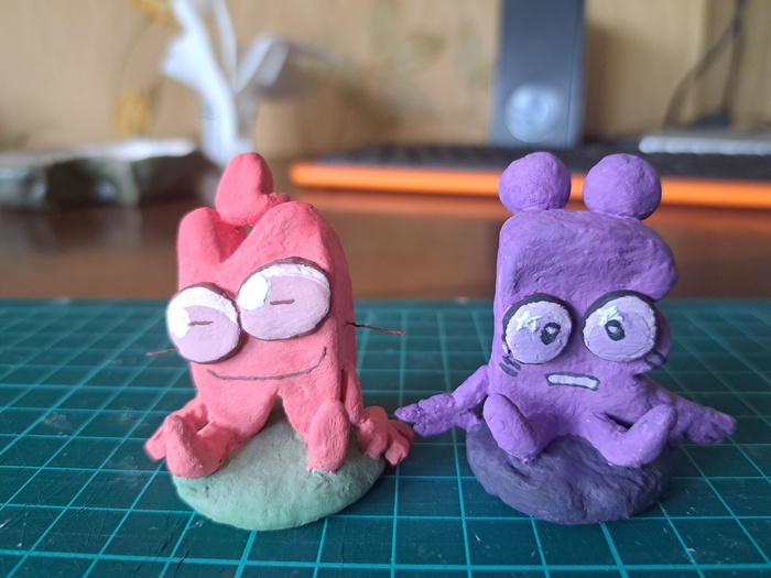 � � �������