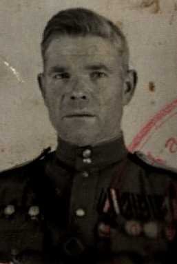 Ткаченко Ефрем Максимович. Начальник отделения по сбору имущества 217 дивизии