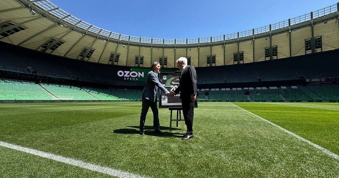 <a href="https://pikabu.ru/story/skolko_zarabatyivaet_stadion_13048886?u=https%3A%2F%2Ftvkrasnodar.ru%2Fupload%2Fresize_cache%2Fiblock%2Fb0b%2F1200_630_2%2Fo26cpitczbsv33irnfgbwj8ag242kmu2.jpg&t=%D0%A1%D1%82%D0%B0%D0%B4%D0%B8%D0%BE%D0%BD%20%D0%A4%D0%9A%20%C2%AB%D0%9A%D1%80%D0%B0%D1%81%D0%BD%D0%BE%D0%B4%D0%B0%D1%80%C2%BB%20%D1%81%D1%82%D0%B0%D0%BB%20%C2%ABOzon%20%D0%90%D1%80%D0%B5%D0%BD%D0%BE%D0%B9%C2%BB&h=01f550c6eebdc53d6683c70c0427f2adb28b8a64" title="https://tvkrasnodar.ru/upload/resize_cache/iblock/b0b/1200_630_2/o26cpitczbsv33irnfgbwj8ag242kmu2.jp..." target="_blank" rel="nofollow noopener">    Ozon </a>