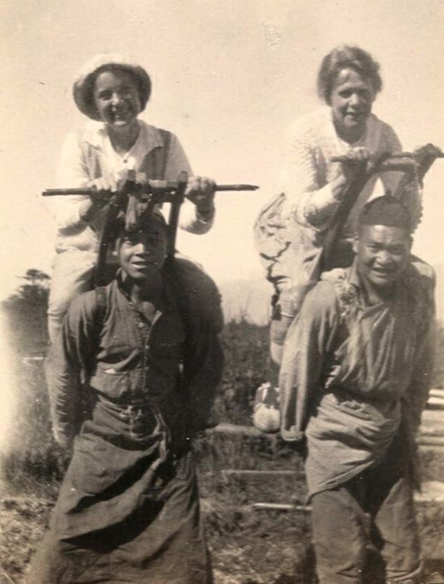      ,     China Inland Mission   ,       ,      . , 1920 .