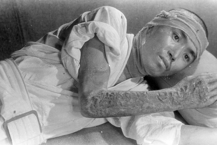  ,       ,   .        - (Senda-machi).        .