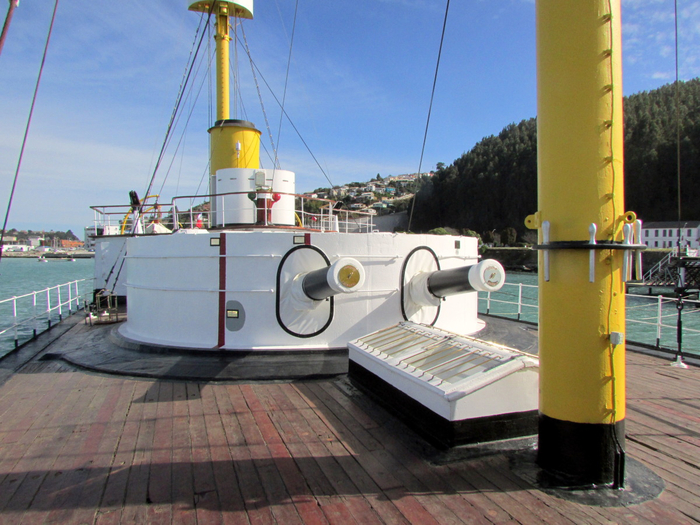 203- ( )     Hu&#xE1;scar