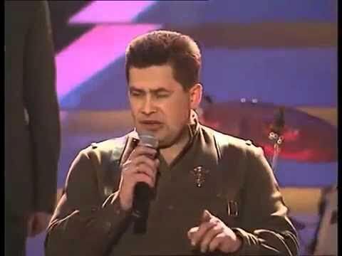 Отдавай-ка землицу Алясочку,Отдавай-ка родимую взад.