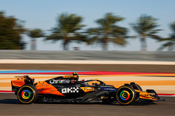 «Макларен» MCL38 весом 798 кг