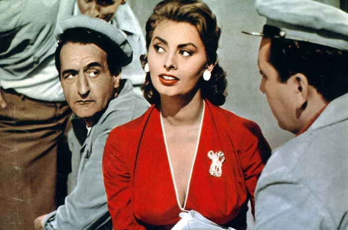 Софи Лорен (родилась в 1934) - Жаль, что ты каналья (1954)