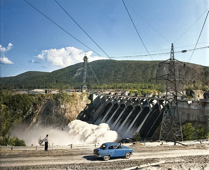Подборка простых и потрясающих фотографий эпохи СССР. 20 раскрашенных фотографий. Часть 28 20 век, Старое фото, Фотография, СССР, Сделано в СССР, Детство в СССР, 60-е, 70-е, 80-е, 50-е, 40-е, Колоризация, Длиннопост