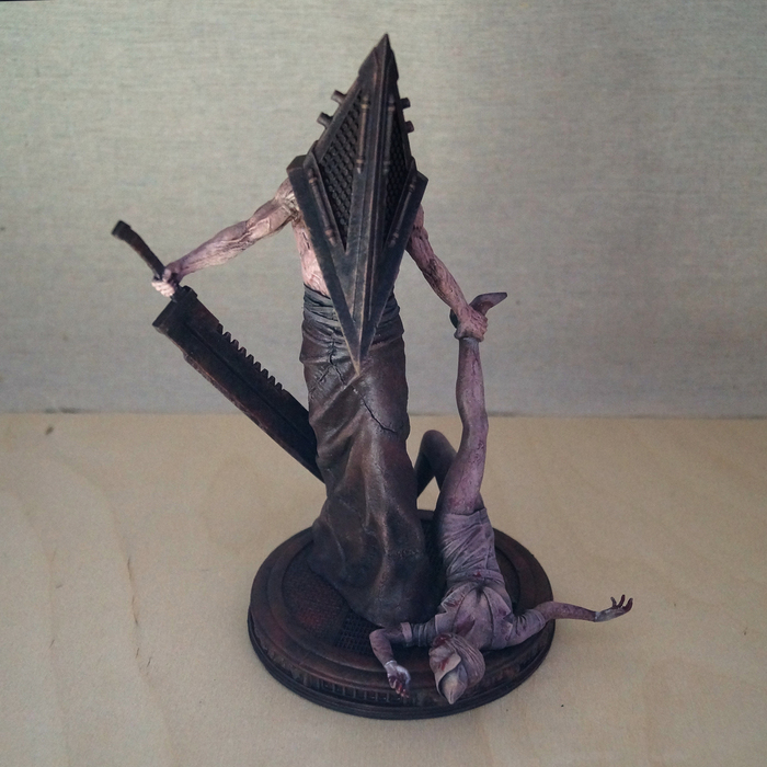 А это я играла с освещением и проиграла.