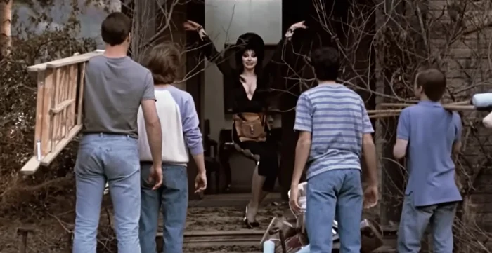 Как снимали фильм Эльвира - повелительница тьмы. Не путай Божий дар с яичницей... Голливуд, Актеры и актрисы, Классика, Ностальгия, Фильмы ужасов, Фильмы 80-х, Яндекс Дзен (ссылка), Фото со съемок, Эльвира повелительница тьмы, Длиннопост Как снимали фильм Эльвира - повелительница тьмы. Не путай Божий дар с яичницей... Голливуд, Актеры и актрисы, Классика, Ностальгия, Фильмы ужасов, Фильмы 80-х, Яндекс Дзен (ссылка), Фото со съемок, Эльвира повелительница тьмы, Длиннопост