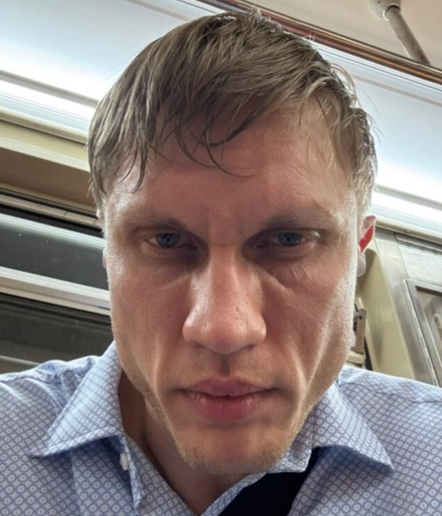 Думаю, именно с таким лицом прочитал эту новость Роман Шторм из Tornado Cash (которого присяжные признали виновным по этой статье за две недели до решения Минюста США «ха-ха, мы пошутили, теперь так можно делать!»)