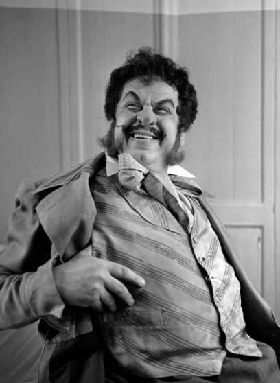 Борис Ливанов в роли Ноздрёва в спектакле "Мертвые души", 1 января 1967