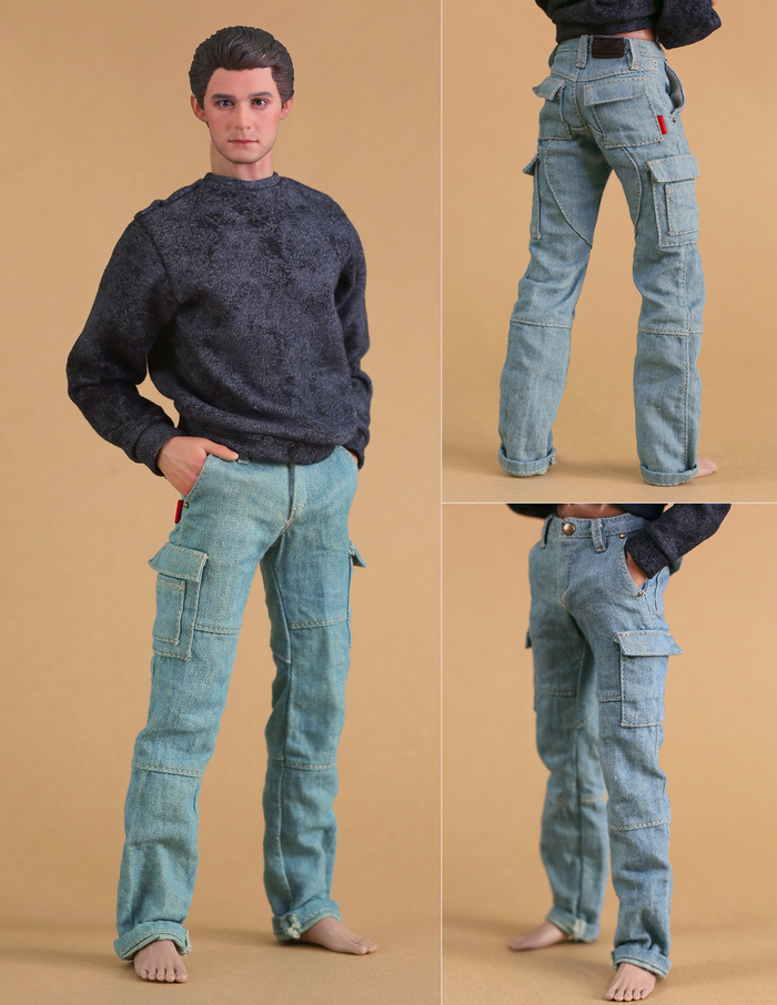 Свитер и джинсы на мужчину 30 см ростом. Все карманы функциональные.