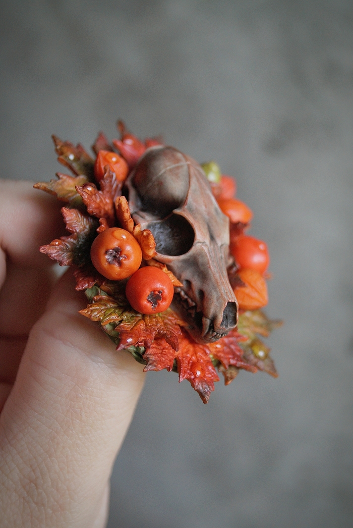 Брошки, сережки ) черепа в цветах Полимерная глина, Лепка, Рукоделие без процесса, Длиннопост, Череп, Своими руками, Украшение, Брошь, Серьги, Цветы, Творчество, Искусство, Готика, Неформалы