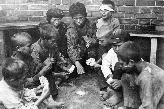 Беспризорники 1920-х.