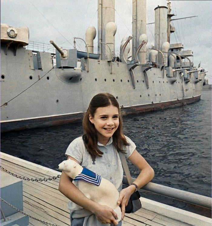    ,     "". , 1983 