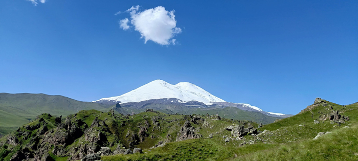 https://www.google.com/maps?q=loc:43.4350624,42.5330429 <a href=