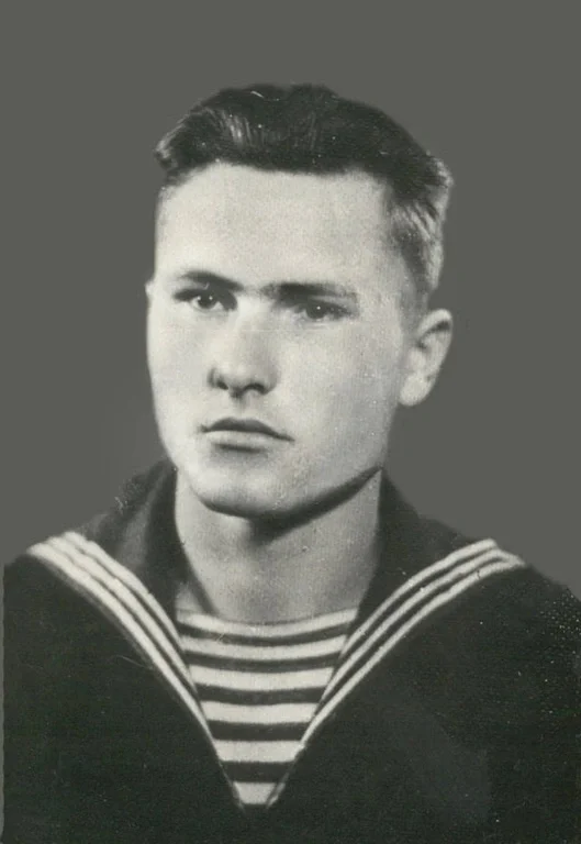 Василий Шукшин в молодости