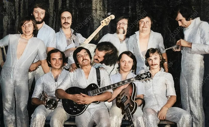 Фото из личной коллекции Т. Тухтамышева. Фото из личной коллекции Т. Тухтамышева.