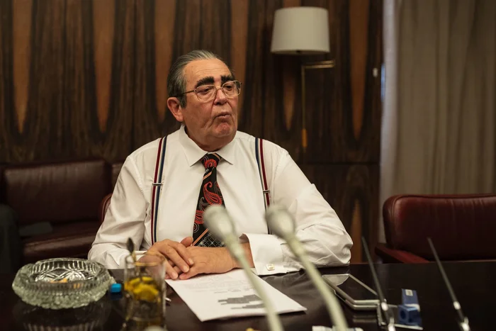 Кадр из драмы «Игры»