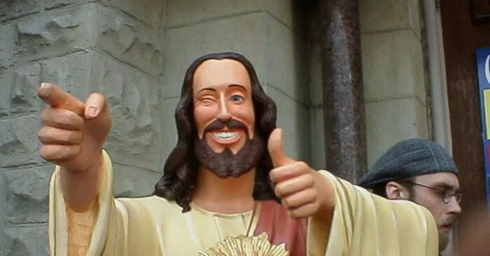 Иисус любит тебя