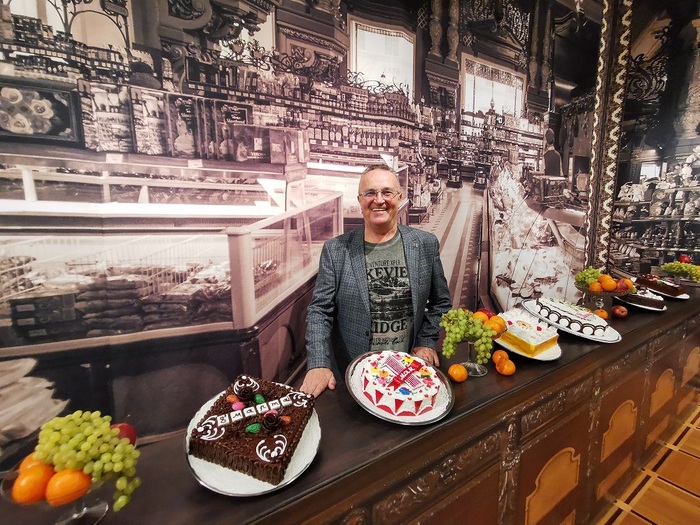 выставка приглашение к обеду