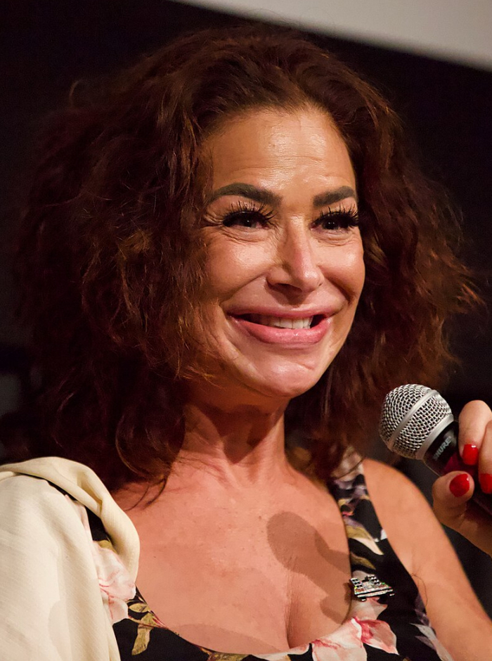 Клаудия Уэллс