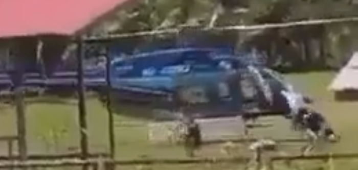 Кроп скриншота 00:21 секунды видео с пустой пилотской кабиной