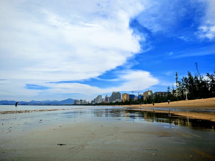 Пляж бухты Санья