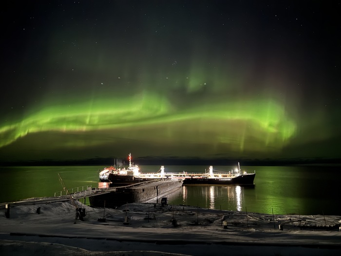 Ответ на пост «Просто хочу поделиться фотографией, которую у себя нашел а архиве»