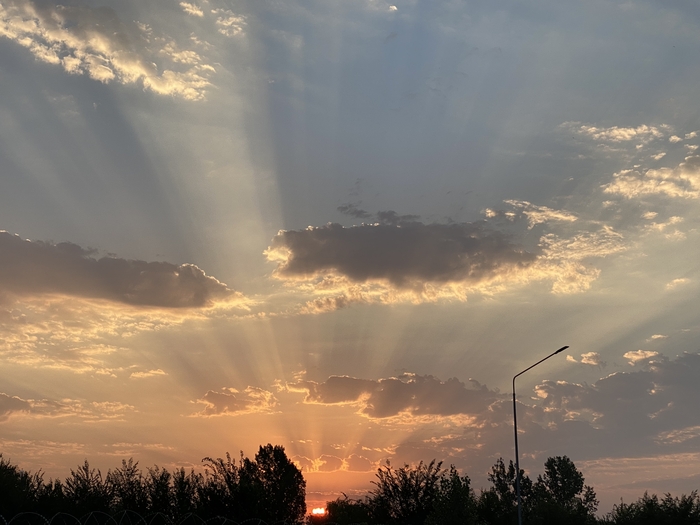Ответ MayBeeBzz в «Просто хочу поделиться фотографией, которую у себя нашел а архиве»
