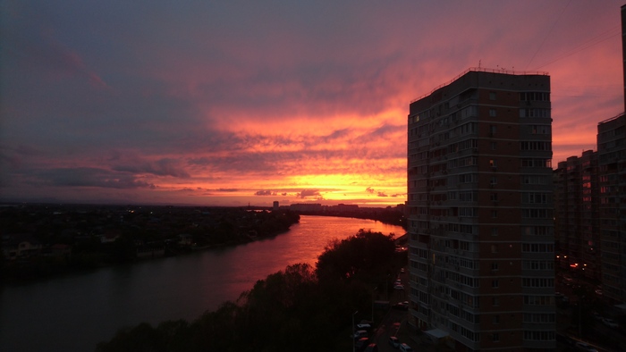 Ответ на пост «Просто хочу поделиться фотографией, которую у себя нашел а архиве»