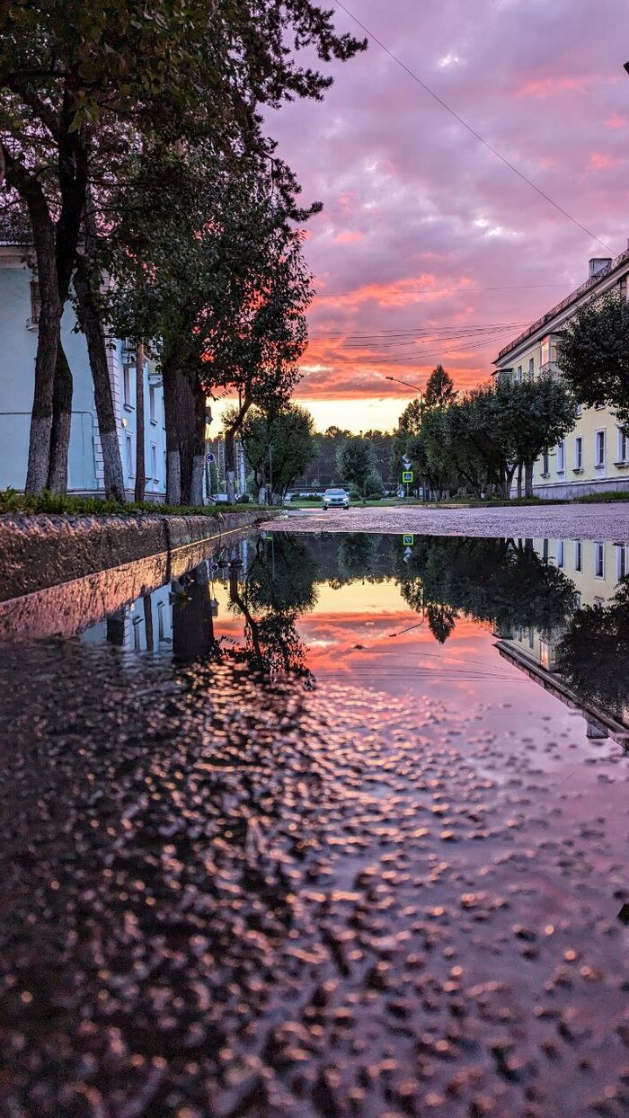 Ответ на пост «Просто хочу поделиться фотографией, которую у себя нашел а архиве»