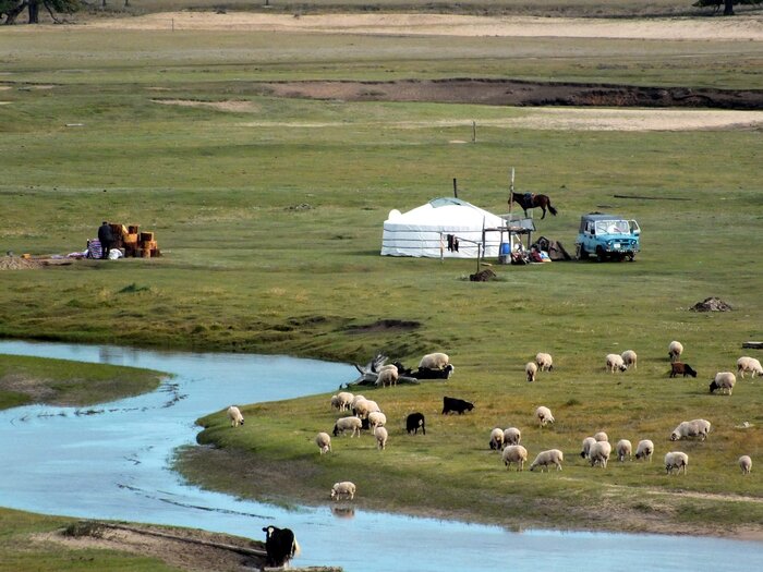 .   .. Fujifilm HS30EXR