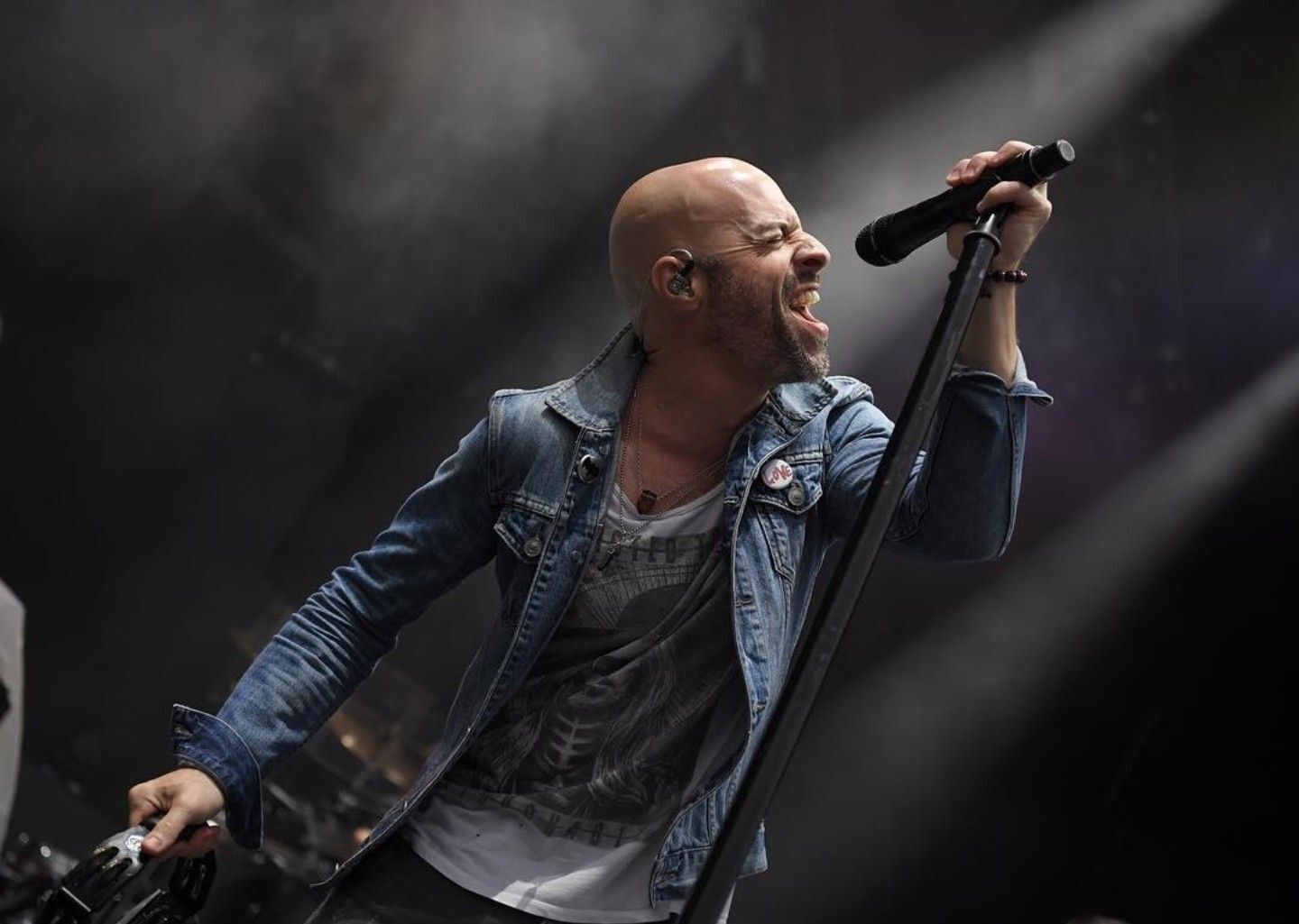 DAUGHTRY с brand new single THE BOTTOM 2025 года ALTERNATIVE ROCK/MODERN ROCK - Рок, Alternative, Модерн, Видео, YouTube