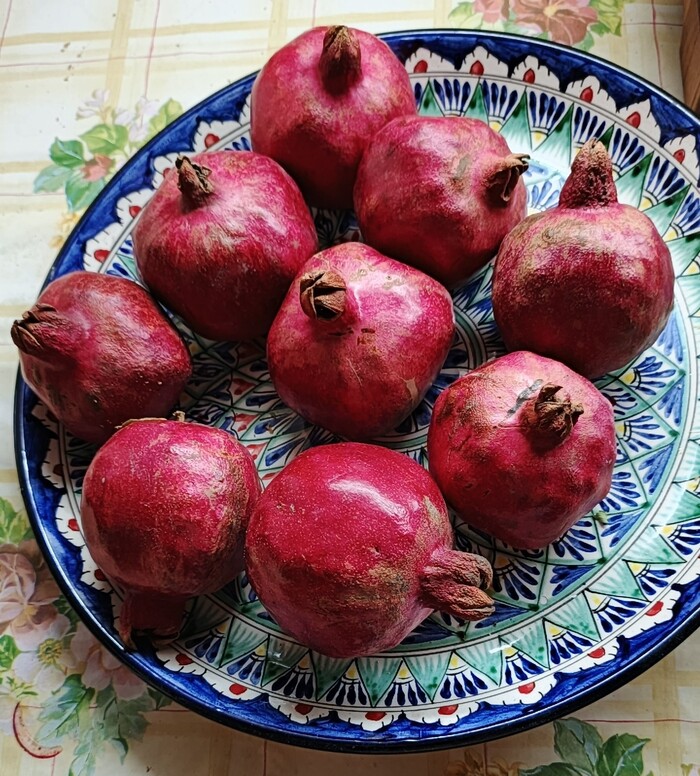 Плоды граната