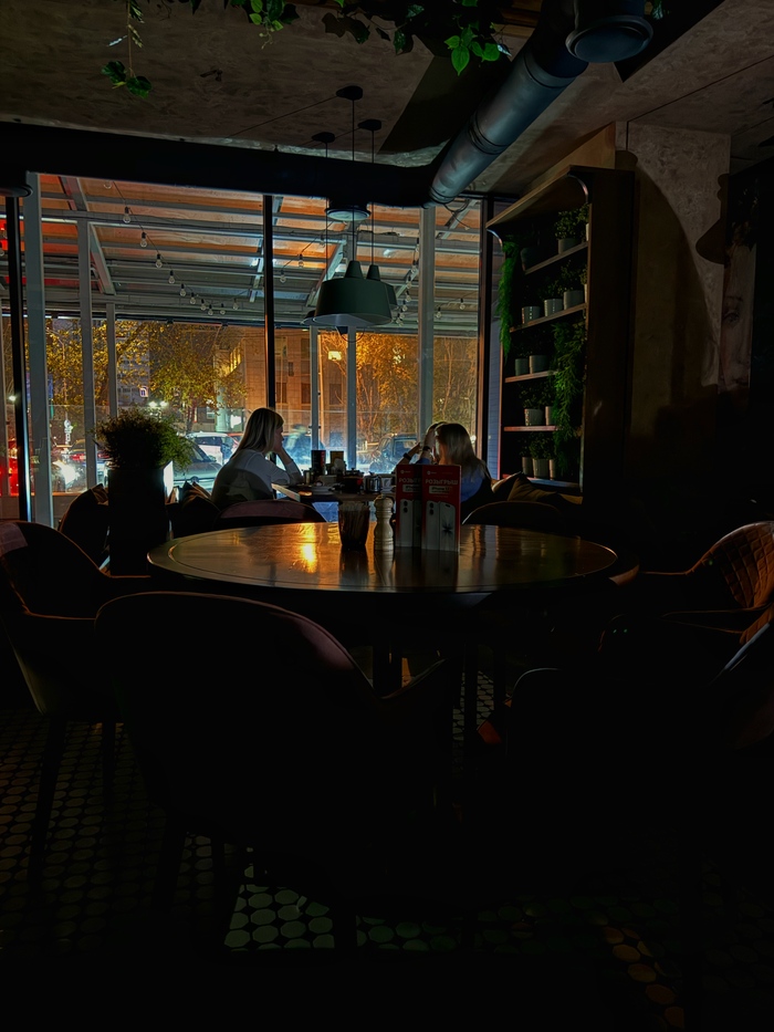 Баланс в хаосе: невероятный ужин в Хэлуин