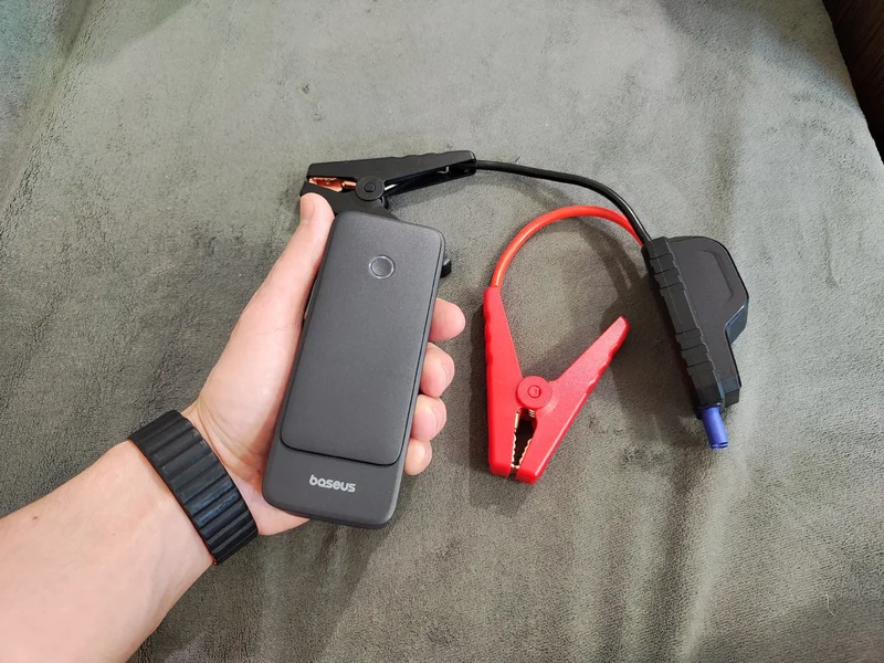 Готовимся к сезону севших от холода аккумуляторов или как 'прикурить' авто от powerbank? - AliExpress, Товары, Электроника, Baseus, Аккумулятор, Powerbank, Авто, Автомобилисты, Зарядное устройство, Реклама, Реферальная ссылка