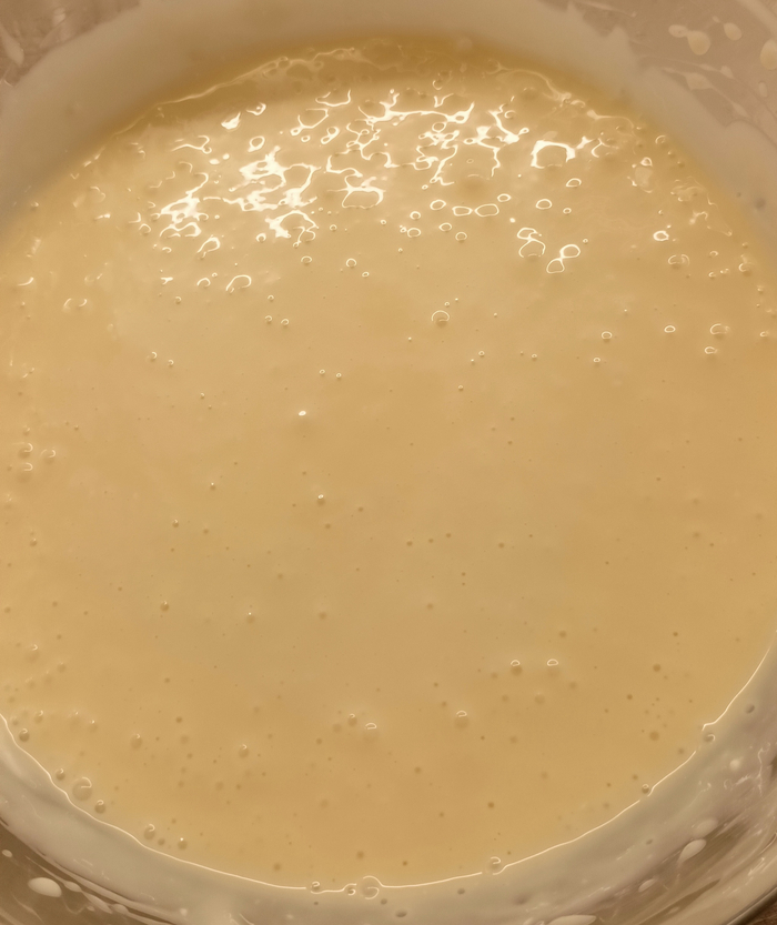 Как-то я перестарались с размешиванием, пузыри пошли