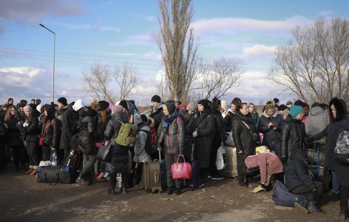 Парадоксы миграции: почему в Германии сирийским беженцам рады больше, чем украинским?