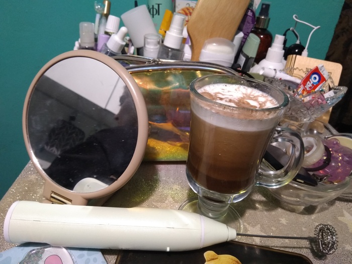 кофе не я пью, кстати...я чай))