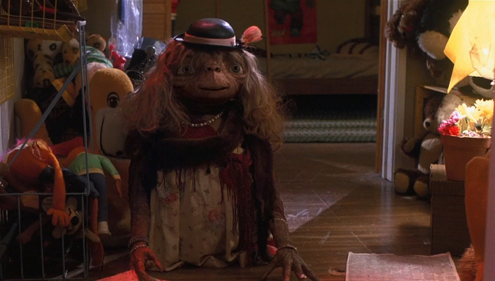 Версия 2002 - добавлена мимика и тд, что бы персонаж был более живым.