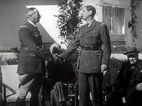 <a href="https://pikabu.ru/story/soyuzniki_na_voyne_10_13375114?u=https%3A%2F%2Fen.wikipedia.org%2Fwiki%2FCharles_de_Gaulle_during_World_War_II&t=%D0%A0%D1%83%D0%BA%D0%BE%D0%BF%D0%BE%D0%B6%D0%B0%D1%82%D0%B8%D0%B5%20%D0%96%D0%B8%D1%80%D1%83%20%D0%B8%20%D0%B4%D0%B5%20%D0%93%D0%BE%D0%BB%D0%BB%D1%8F%2024%20%D1%8F%D0%BD%D0%B2%D0%B0%D1%80%D1%8F%201943%20%D0%B3%D0%BE%D0%B4%D0%B0&h=486ca1059360396aca340d97bbe7f3b8eb04228c" title="https://en.wikipedia.org/wiki/Charles_de_Gaulle_during_World_War_II" target="_blank" rel="nofollow noopener">Рукопожатие Жиру и де Голля 24 января 1943 года</a>